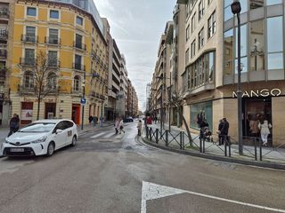 Local comercial en alquiler en San Lorenzo en Huesca