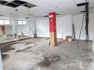 Local comercial en alquiler en Reyes Católicos en Alcalá de Henares