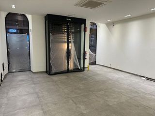 Local comercial en alquiler en Centro en Vitoria-Gasteiz