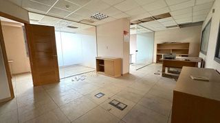 Nave industrial en alquiler en Valdepelayo - Montepinos - Arroyo Culebro en Leganés