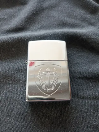 Zippo Paracaidistas Grecia