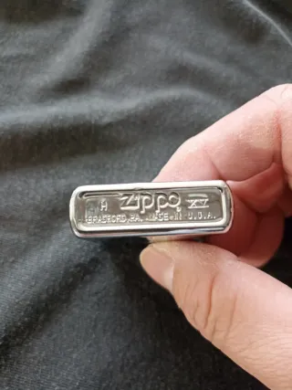 Zippo Paracaidistas Grecia