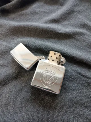 Zippo Paracaidistas Grecia