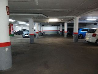 Garaje en alquiler en Ensanche - Diputación en Alicante