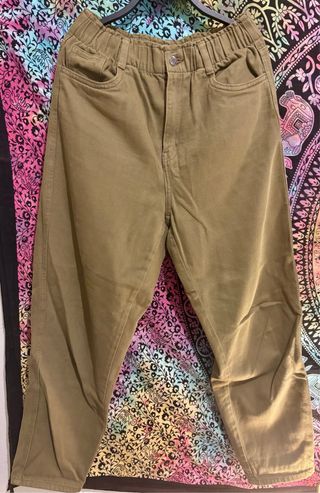 Pantalones H&M Verde Militar Talla 38