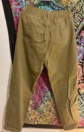 Pantalones H&M Verde Militar Talla 38