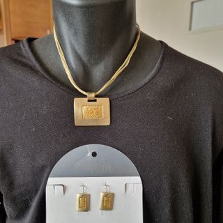 Conjunto collar y pendientes Fantasía