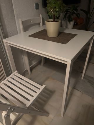 Mesa Ikea Melltorp Blanca