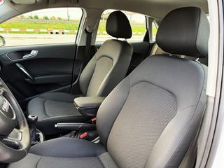 Audi A1 SPORTBACK 1.6 TDI 90cv AMBITION con NAVEGADOR, BLUETOOTH...