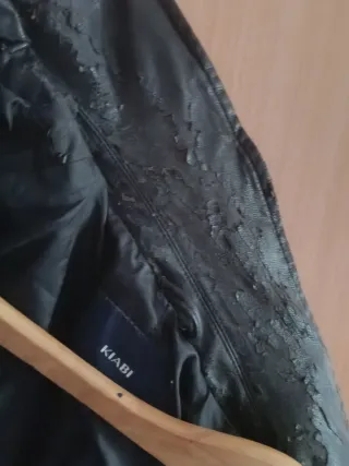 Chaqueta polipiel negra Talla 40