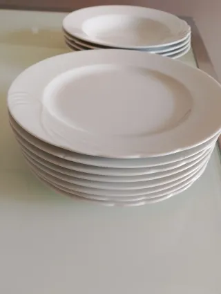 4 Piatti fondi,8 frutta,8 piani,Bianchi in Porcell