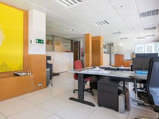 Local comercial en venta en Zona Avenida Europa en Pozuelo de Alarcón