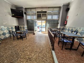 Local comercial en venta en La Magdalena - Versalles en Avilés