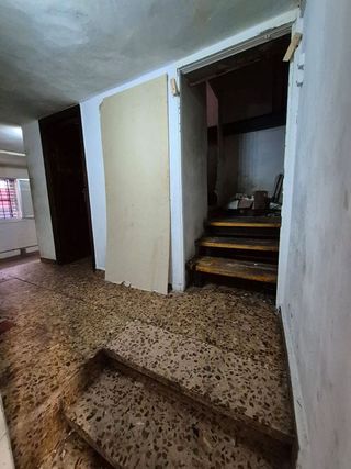 Local comercial en venta en La Magdalena - Versalles en Avilés