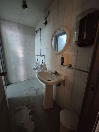 Local comercial en venta en La Magdalena - Versalles en Avilés