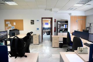 Local comercial en venta en Pisa en Mairena del Aljarafe
