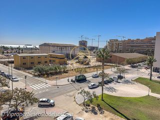 Piso en venta en Puerta Blanca en Málaga