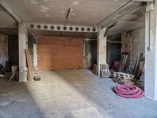 Local comercial en venta en El Cerro en Sevilla