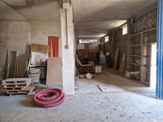 Local comercial en venta en El Cerro en Sevilla