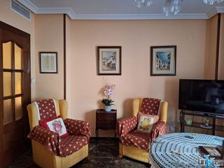 Piso en venta en Linares