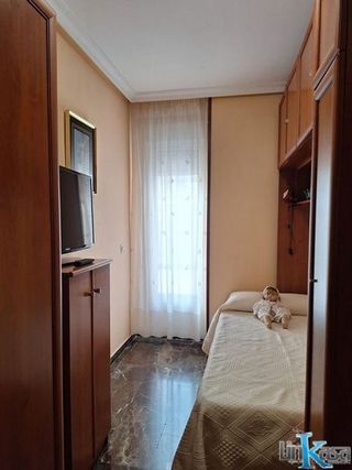 Piso en venta en Linares