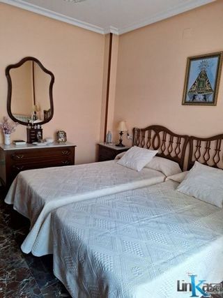 Piso en venta en Linares