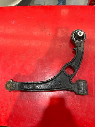 Trapecio delantero izquierdo Fiat Stilo