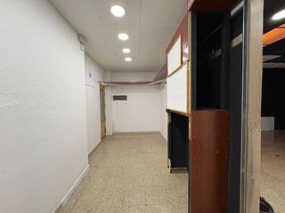 Local comercial en alquiler en Instituts - Ponent - Sota el Camí Ral en Granollers