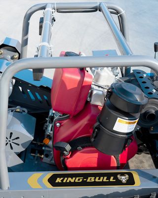 Desbrozadora teledirigida de martillos