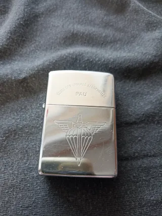 Zippo Paracaidistas ETAP Pau Francia
