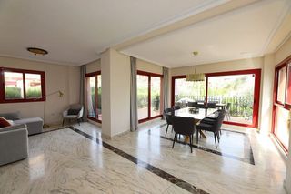 Chalet en alquiler en Torrequebrada en Benalmádena