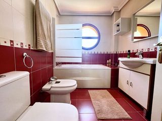 Chalet en alquiler en Torrequebrada en Benalmádena