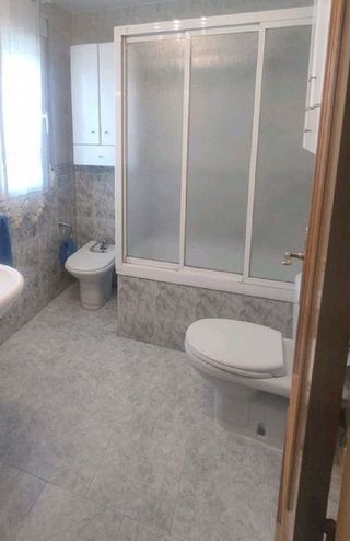 Casa pareada en alquiler en Cervantes en Granada