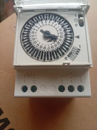 Interruptor horario 24h