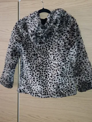 Casaco de pelo estampado leopardo