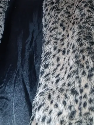 Casaco de pelo estampado leopardo