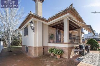 Chalet en venta en Ogíjares