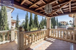 Chalet en venta en Ogíjares