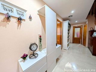 Chalet en venta en Linares