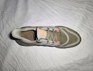 Adidas Ultraboost 22 Verde Militar n44,5