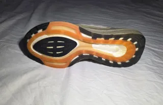 Adidas Ultraboost 22 Verde Militar n44,5