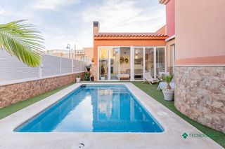 Casa adosada en venta en Aguadulce Norte en Roquetas de Mar