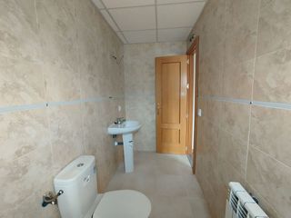 Casa adosada en venta en Tomelloso