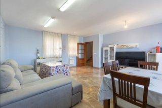 Casa adosada en venta en Cájar