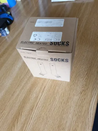 Calcetines térmicos USB negros y azules