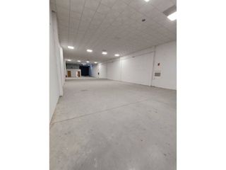 Nave industrial en alquiler en Valdepelayo - Montepinos - Arroyo Culebro en Leganés