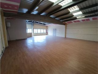 Nave industrial en alquiler en Valdepelayo - Montepinos - Arroyo Culebro en Leganés