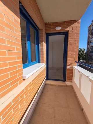 Piso en alquiler en Parque Ayala - Jardín de la Abadía - Huelín en Málaga