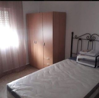 Piso en alquiler en Camino de Ronda - Rosaleda en Granada