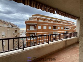 Piso en alquiler en Centro en Torrevieja